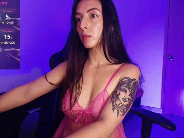 NicolWhitee