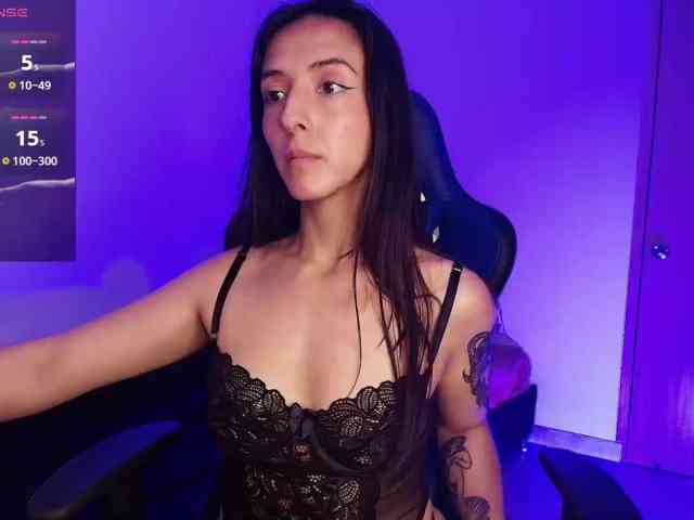 NicolWhitee