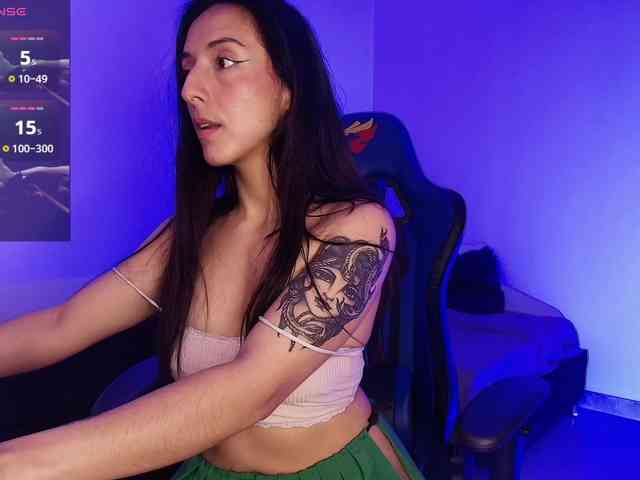 NicolWhitee