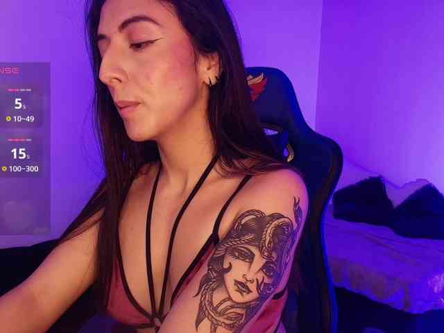 NicolWhitee