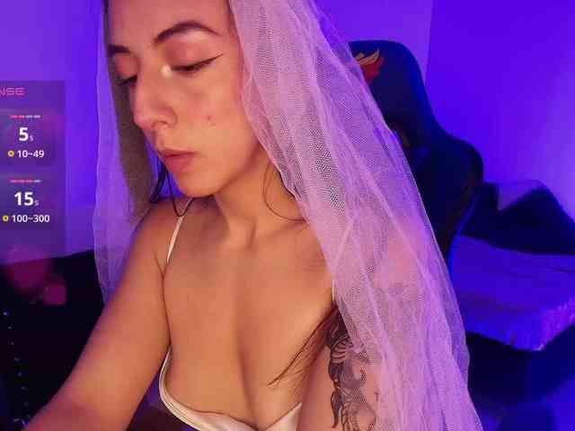 NicolWhitee