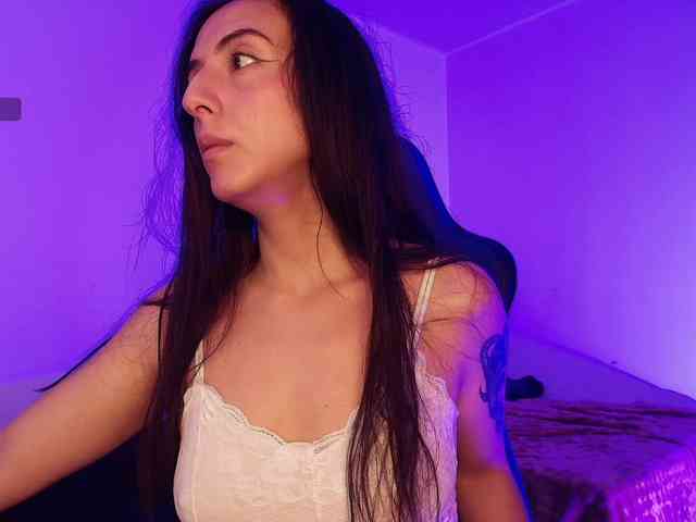NicolWhitee