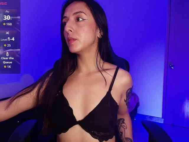 NicolWhitee
