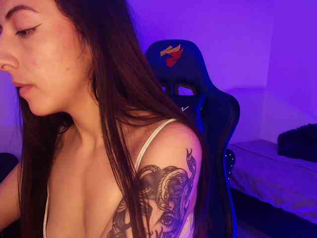NicolWhitee