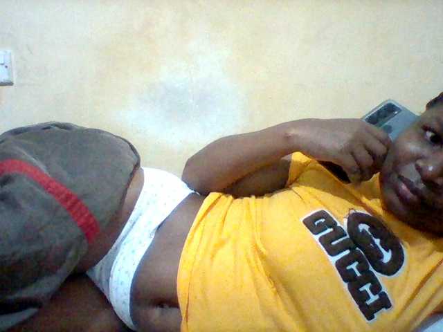 Cute-tashb live webcam show