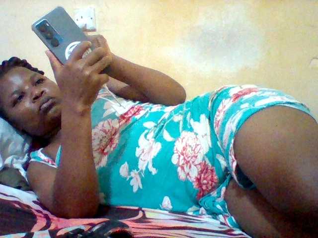 Cute-tashb live webcam show