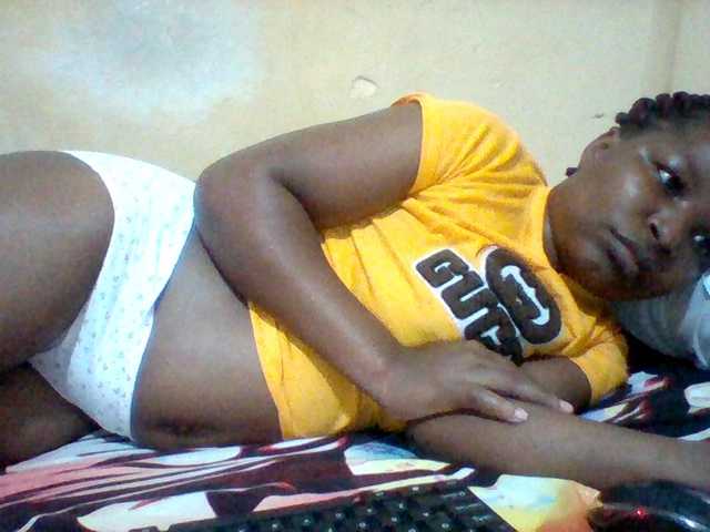Cute-tashb live webcam show