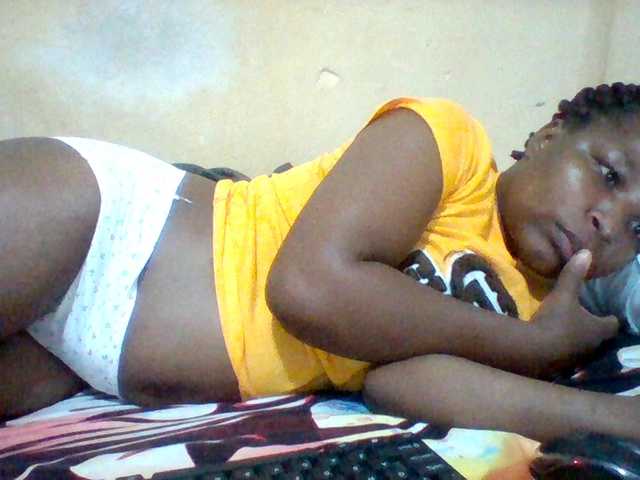 Cute-tashb live webcam show