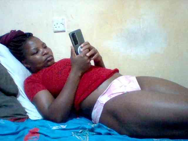 Cute-tashb webcam
