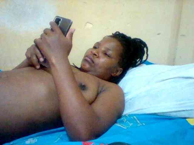 Cute-tashb webcam