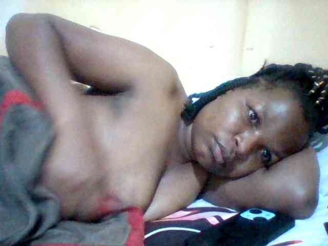 Cute-tashb webcam