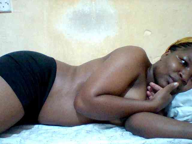 Cute-tashb webcam