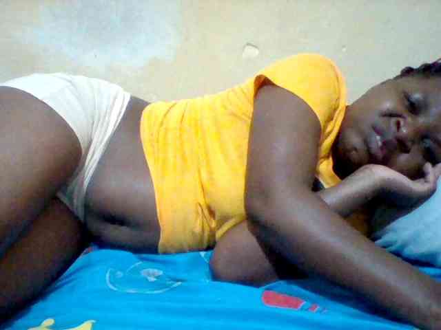 Cute-tashb webcam