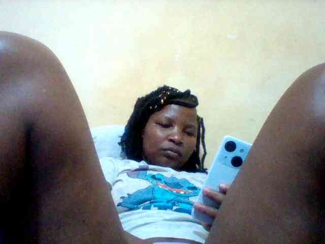 Cute-tashb webcam
