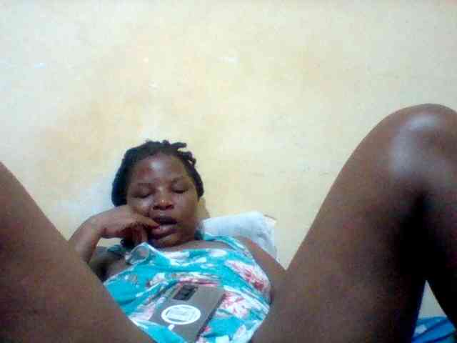 Cute-tashb webcam