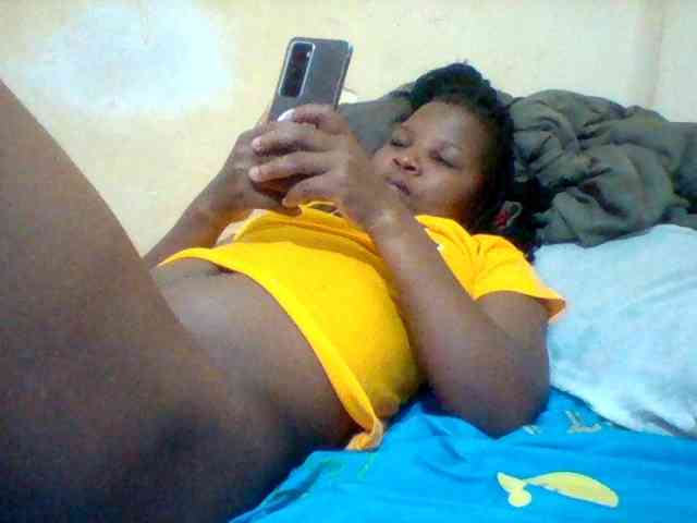 Cute-tashb webcam