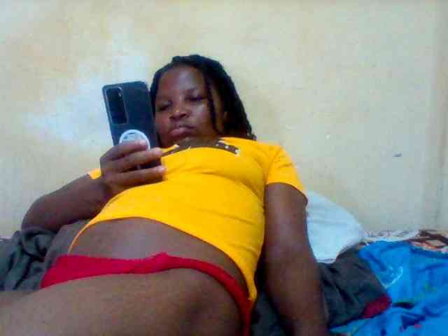 Cute-tashb webcam