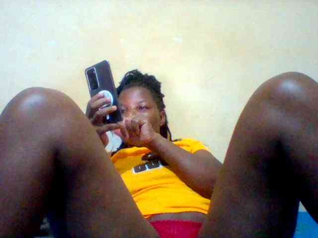 Cute-tashb webcam