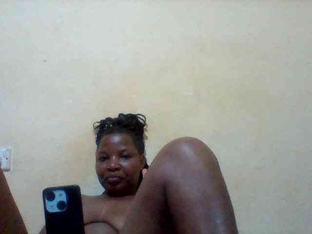 Cute-tashb webcam