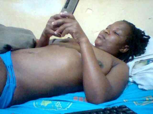 Cute-tashb webcam