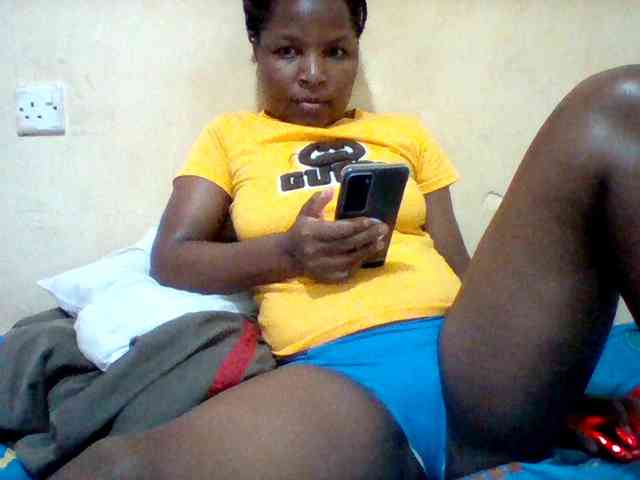Cute-tashb webcam