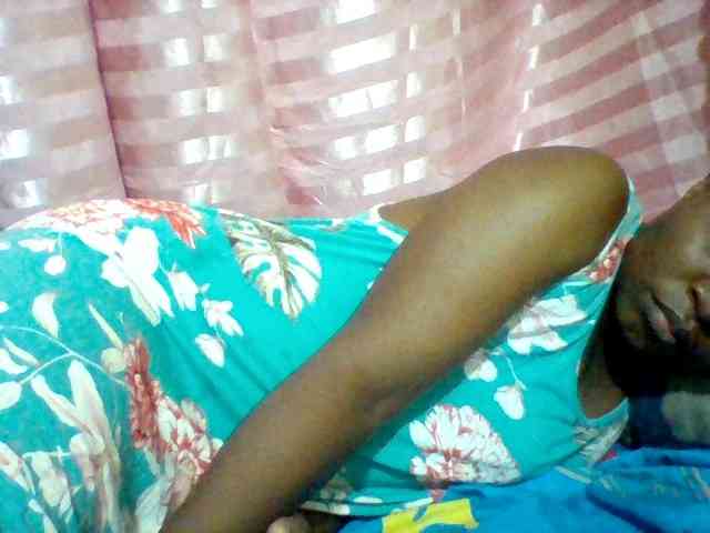 Cute-tashb webcam