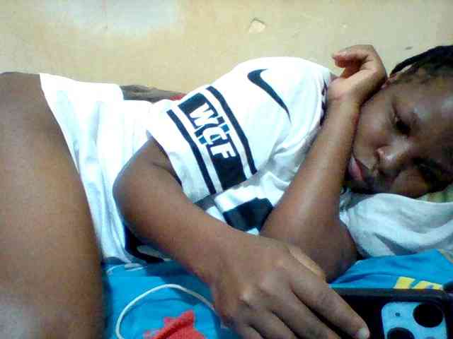 Cute-tashb webcam