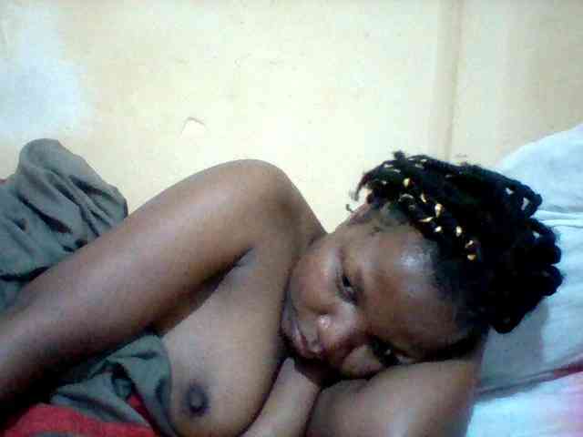 Cute-tashb webcam