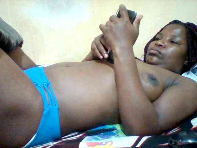 Cute-tashb webcam