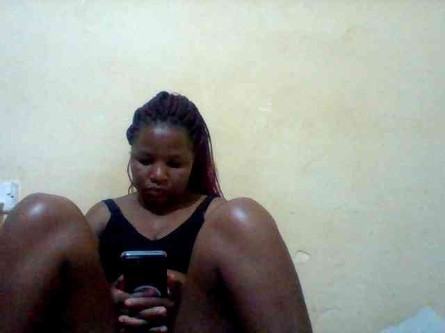 Cute-tashb webcam