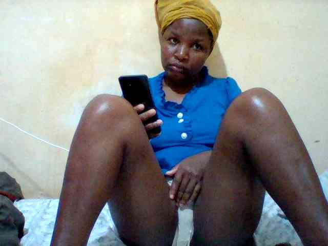 Cute-tashb webcam