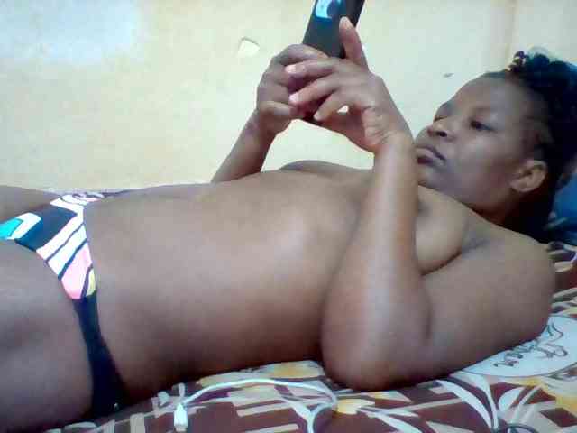 Cute-tashb webcam