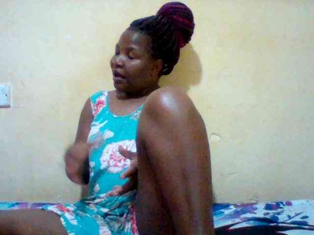 Cute-tashb webcam