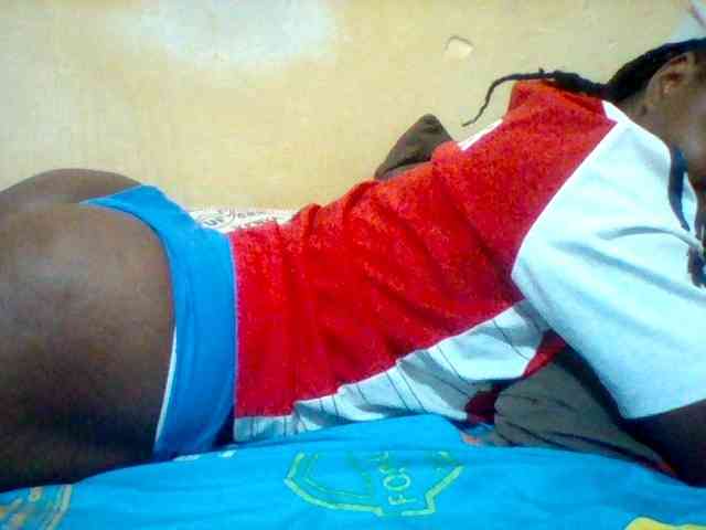 Cute-tashb webcam