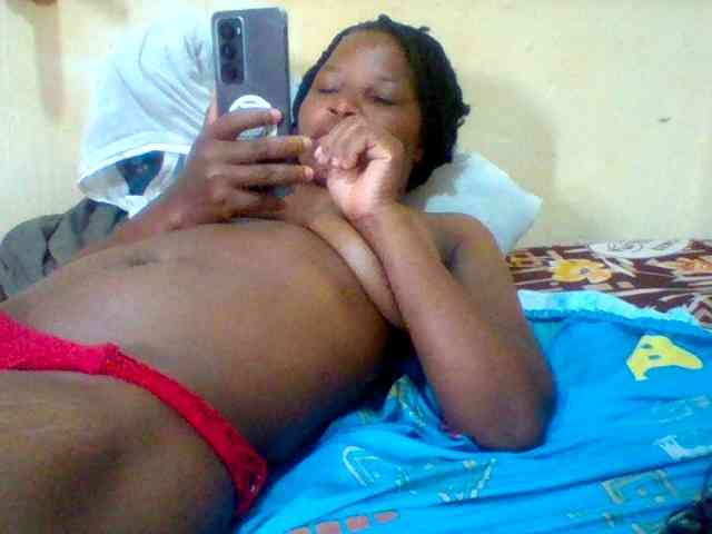 Cute-tashb webcam