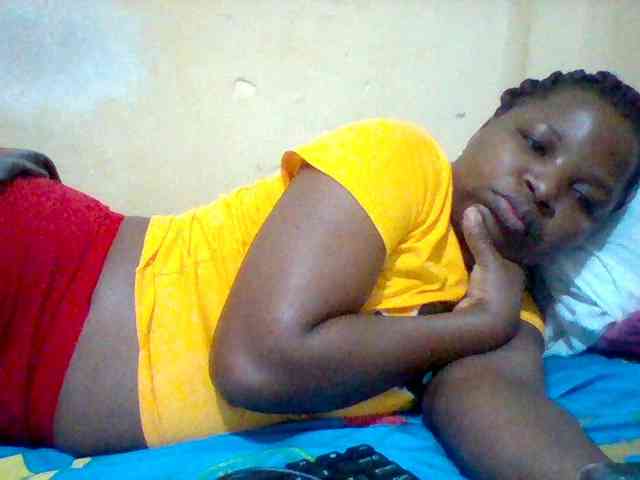 Cute-tashb webcam