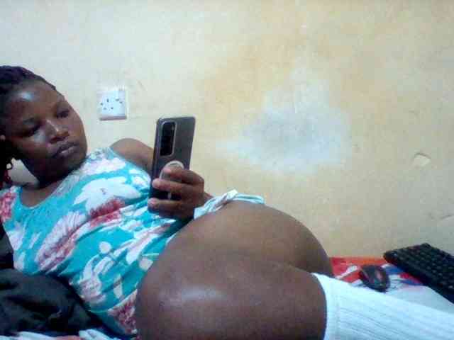 Cute-tashb webcam