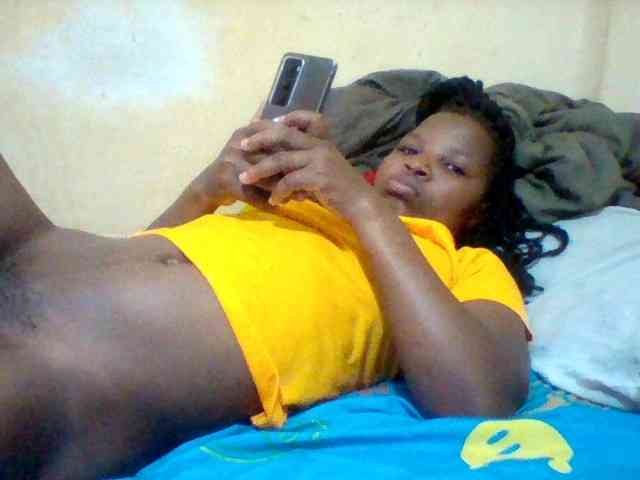 Cute-tashb webcam