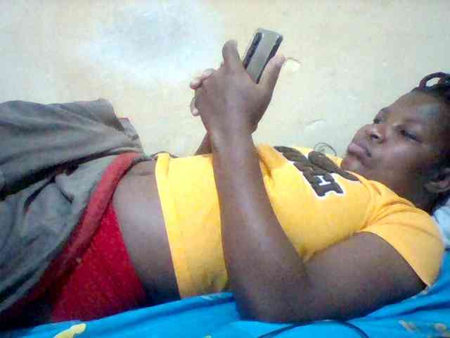 Cute-tashb webcam