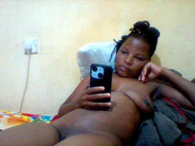 Cute-tashb webcam