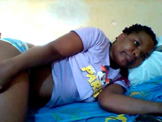 Cute-tashb webcam