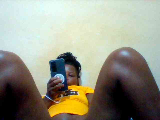 Cute-tashb webcam