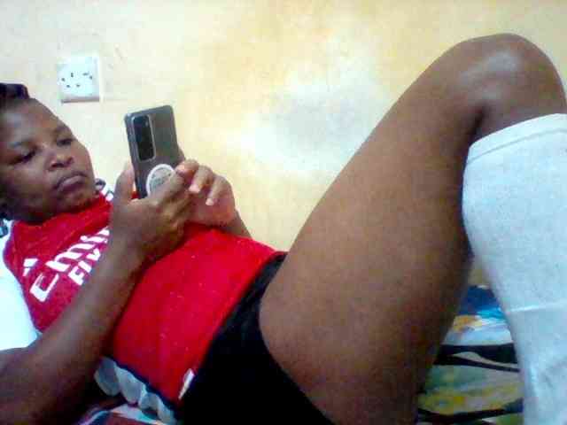Cute-tashb webcam