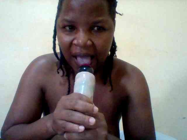 Cute-tashb webcam