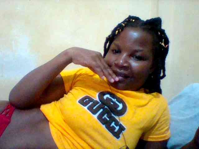 Cute-tashb webcam