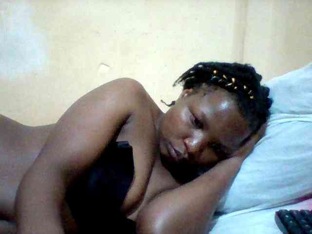Cute-tashb webcam
