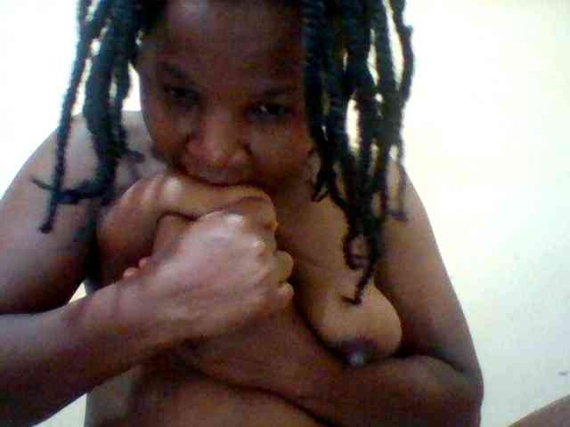 Cute-tashb webcam