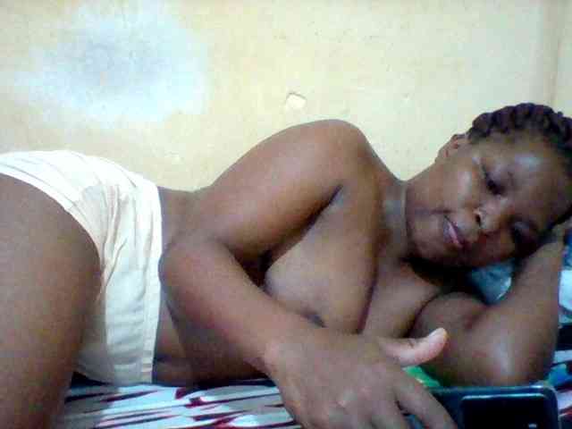 Cute-tashb webcam