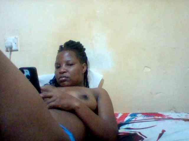 Cute-tashb webcam