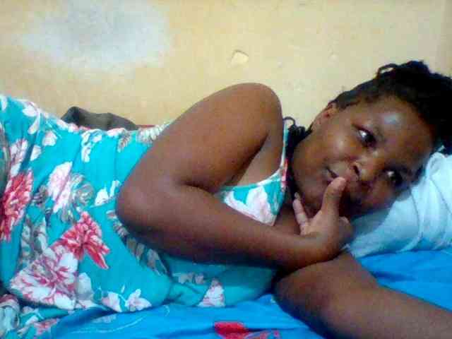 Cute-tashb webcam